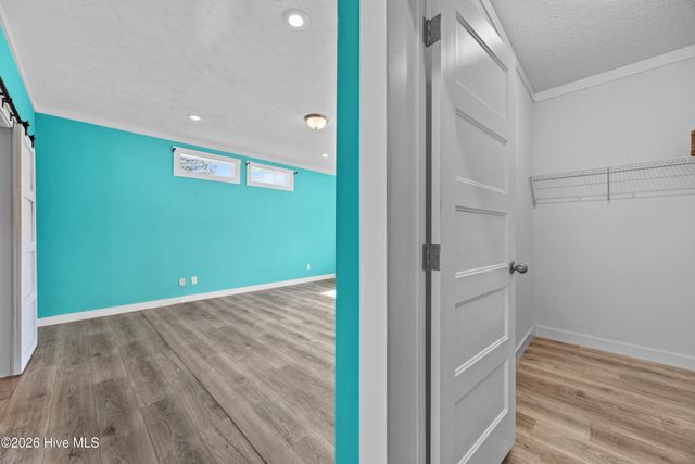 120 Moores Landing Road, Hampstead, NC 28443