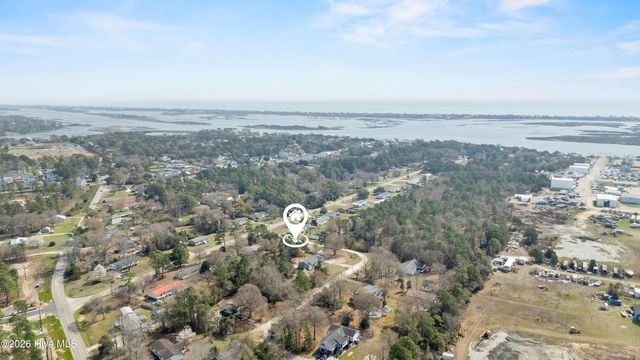 120 Moores Landing Road, Hampstead, NC 28443