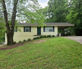 1333 Fernwood Drive, Lafayette, GA 30728