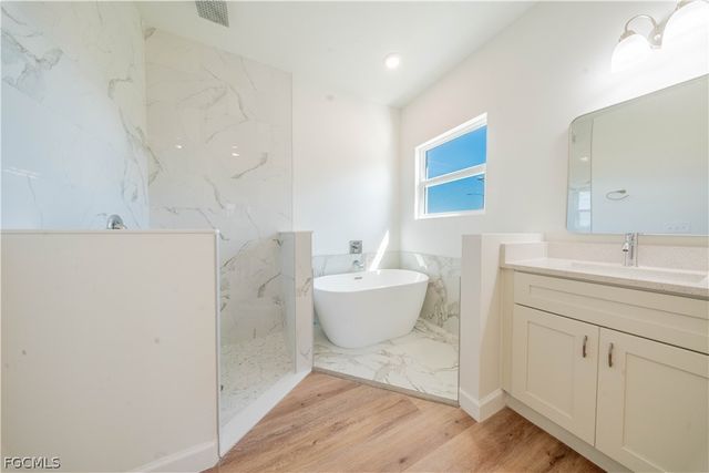 2324 SW 20th AVE, Cape Coral, FL 33991