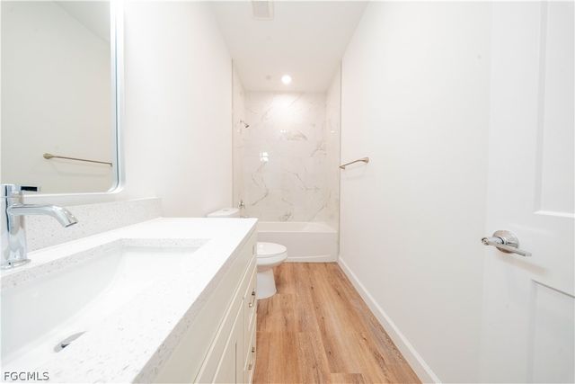 2324 SW 20th AVE, Cape Coral, FL 33991