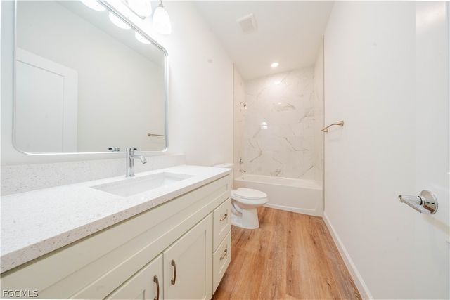 2324 SW 20th AVE, Cape Coral, FL 33991