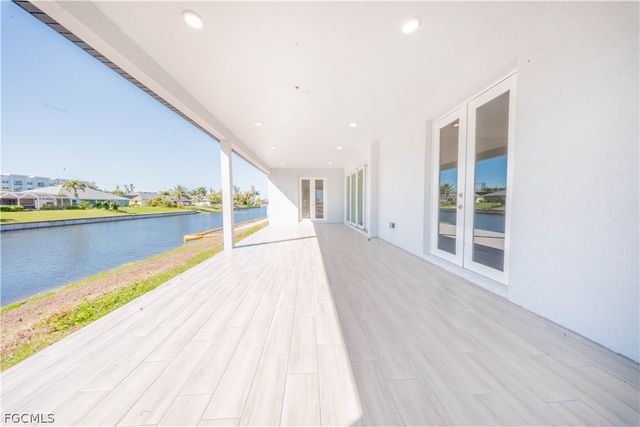 2324 SW 20th AVE, Cape Coral, FL 33991