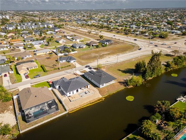 2324 SW 20th AVE, Cape Coral, FL 33991