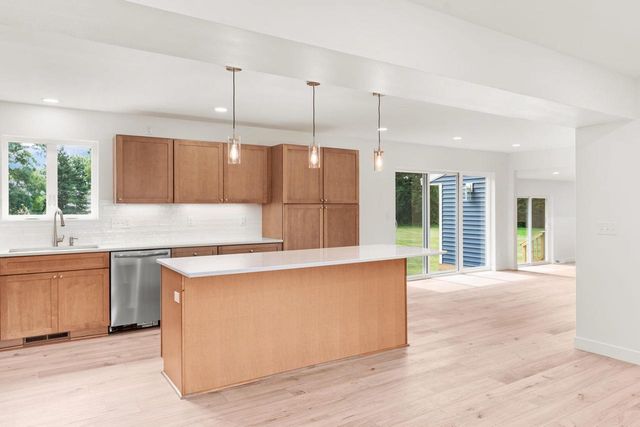 6043 Hagen Hill Circle, Madison, WI 53718