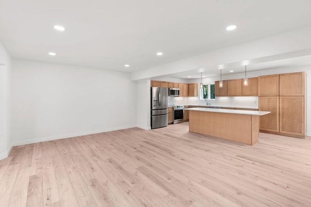 6043 Hagen Hill Circle, Madison, WI 53718