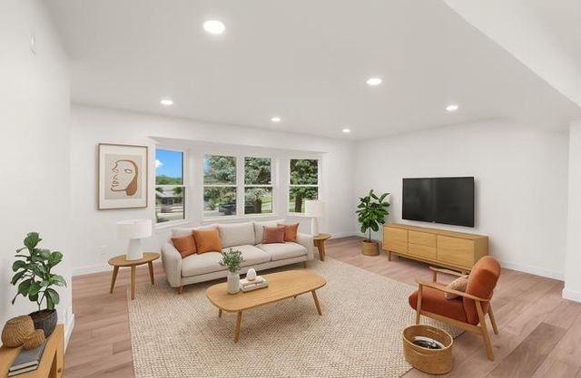 6043 Hagen Hill Circle, Madison, WI 53718