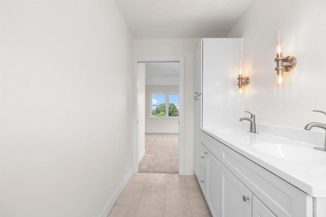 6043 Hagen Hill Circle, Madison, WI 53718