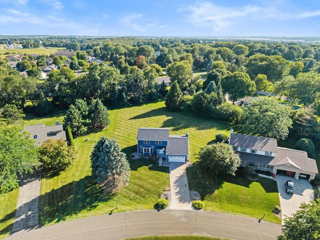 6043 Hagen Hill Circle, Madison, WI 53718