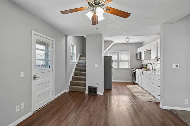 648 SW 22nd Avenue, Cedar Rapids, IA 52404