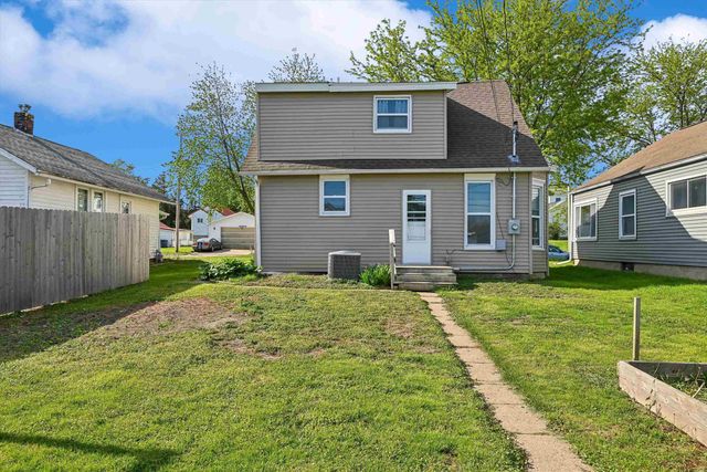 648 SW 22nd Avenue, Cedar Rapids, IA 52404