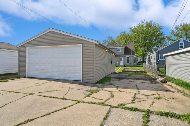 648 SW 22nd Avenue, Cedar Rapids, IA 52404