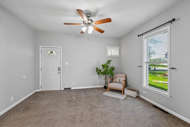 648 SW 22nd Avenue, Cedar Rapids, IA 52404
