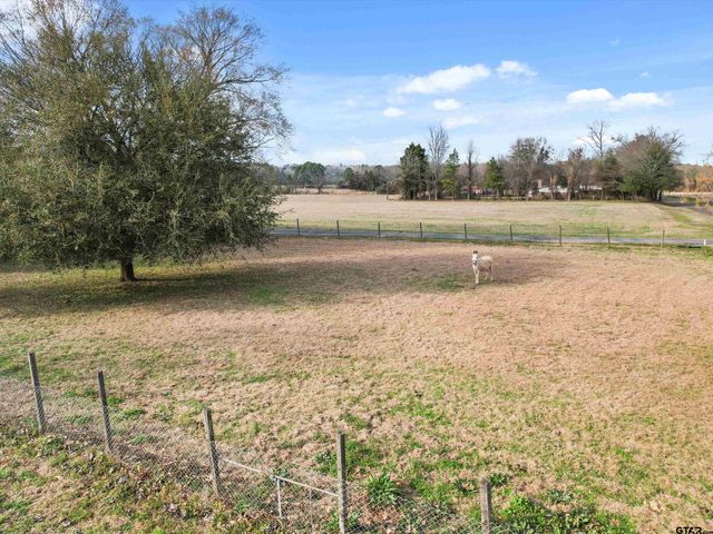 2556 Ash Rd, Gilmer, TX 75644