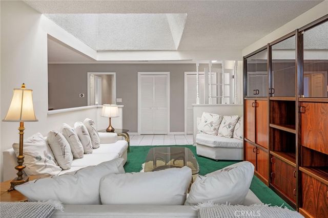 3134 Killarney Lane, Costa Mesa, CA 92626