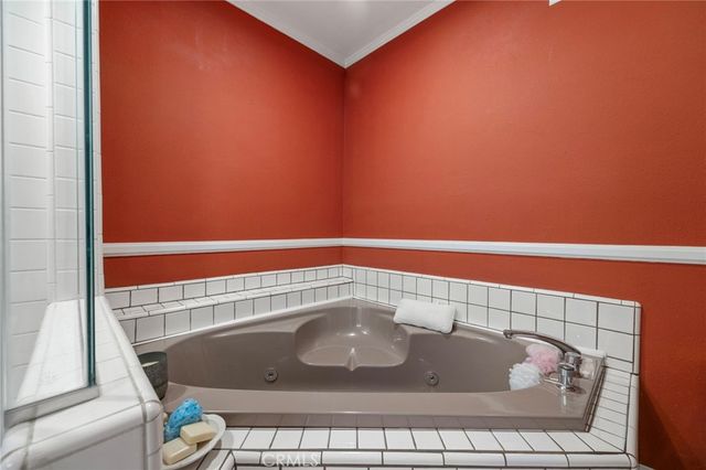 3134 Killarney Lane, Costa Mesa, CA 92626