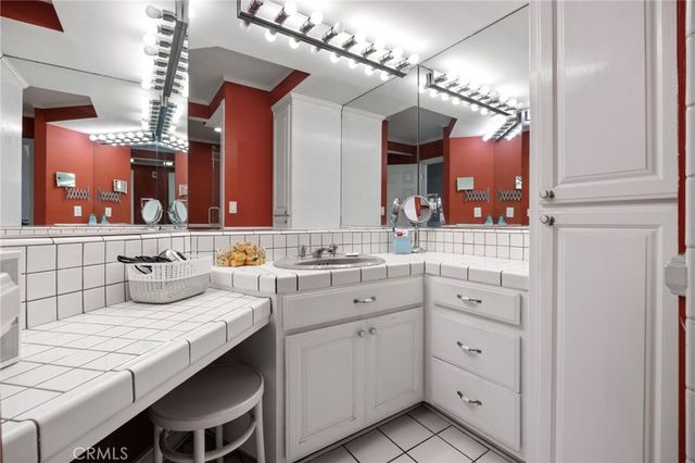 3134 Killarney Lane, Costa Mesa, CA 92626