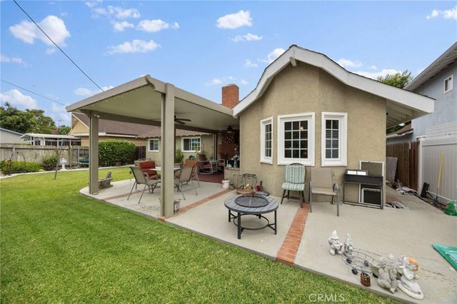3134 Killarney Lane, Costa Mesa, CA 92626