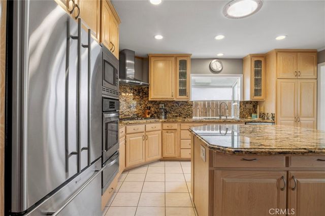 3134 Killarney Lane, Costa Mesa, CA 92626
