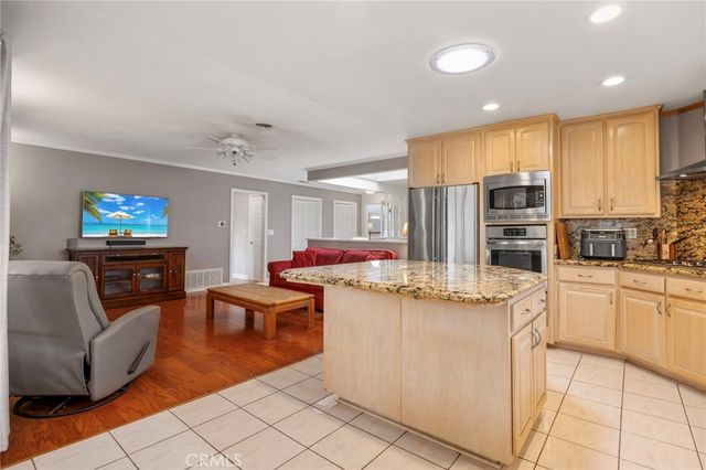 3134 Killarney Lane, Costa Mesa, CA 92626