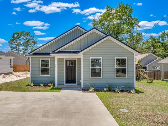 44 Franklin Drive, Crawfordville, FL 32327