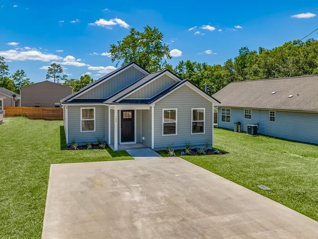 44 Franklin Drive, Crawfordville, FL 32327