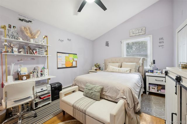 6 Montauk Boulevard, East Hampton, NY 11937