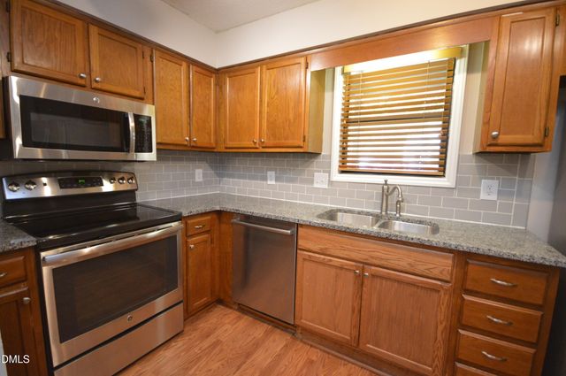 616 Applecross Drive, Cary, NC 27511