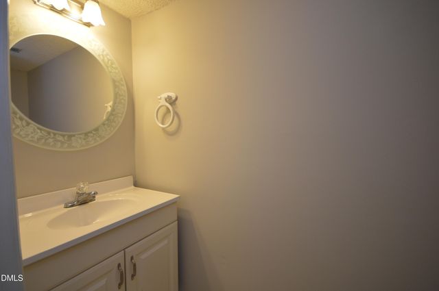 616 Applecross Drive, Cary, NC 27511