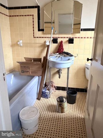 1328 RITTENHOUSE ST NW, Washington, DC 20011