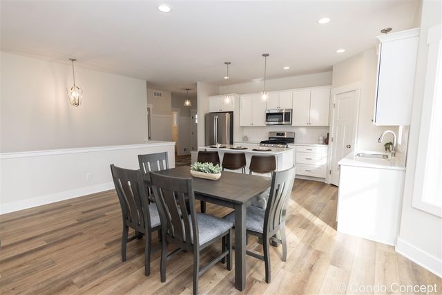 6627 Shoreside Court, Grand Rapids, MI 49548