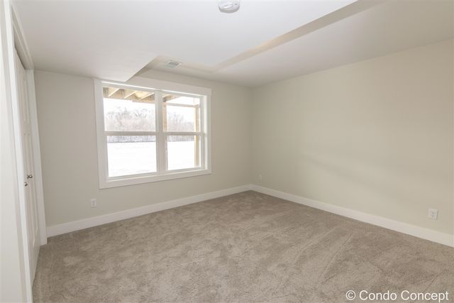 6627 Shoreside Court, Grand Rapids, MI 49548