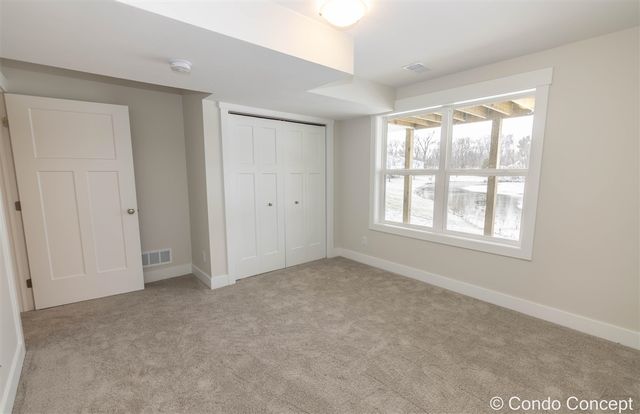 6627 Shoreside Court, Grand Rapids, MI 49548