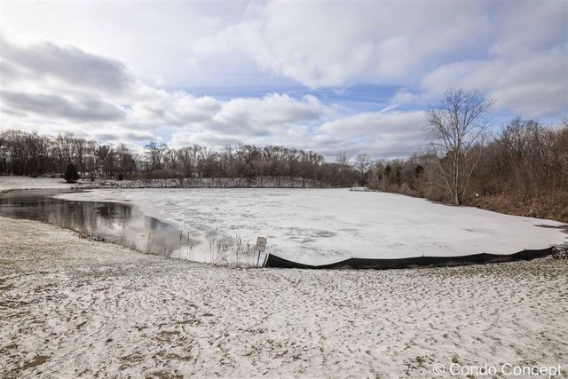 6627 Shoreside Court, Grand Rapids, MI 49548