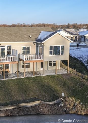 6627 Shoreside Court, Grand Rapids, MI 49548