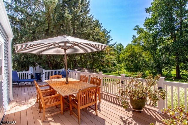3 Sutphin Rd, Raritan Twp., NJ 08822