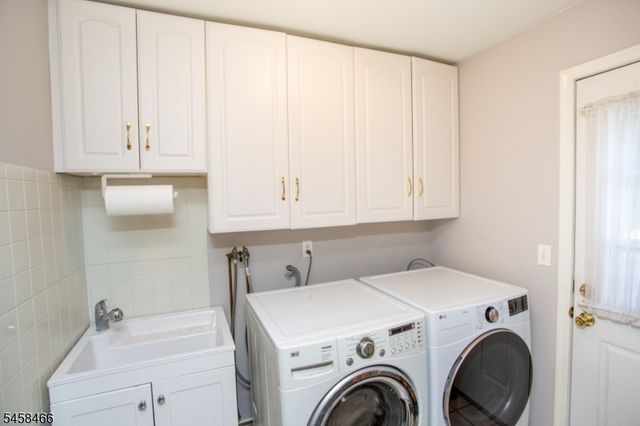 3 Sutphin Rd, Raritan Twp., NJ 08822