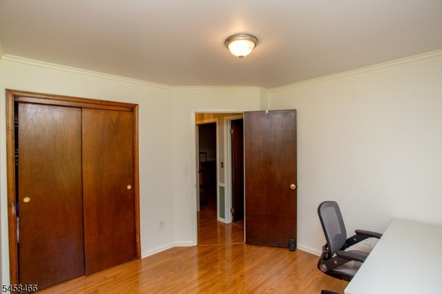 3 Sutphin Rd, Raritan Twp., NJ 08822