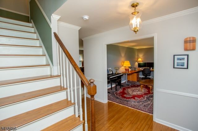 3 Sutphin Rd, Raritan Twp., NJ 08822