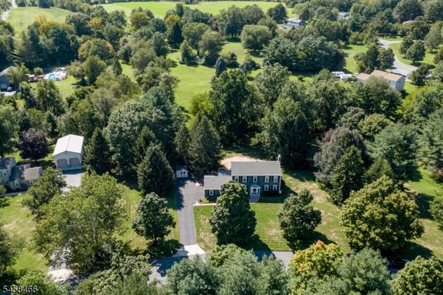 3 Sutphin Rd, Raritan Twp., NJ 08822