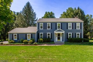 3 Sutphin Rd, Raritan Twp., NJ 08822