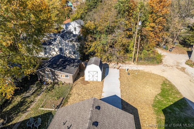 2107 E Market Street, New Albany, IN 47150