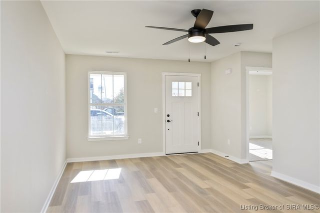 2107 E Market Street, New Albany, IN 47150