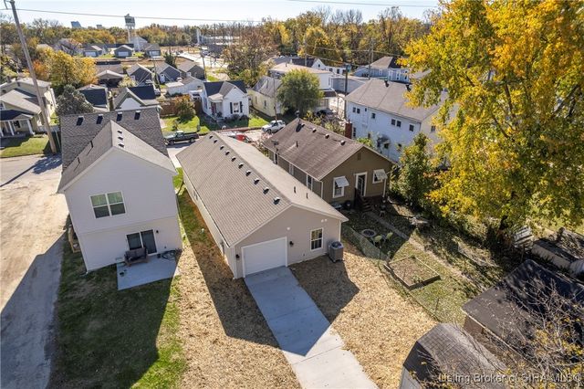 2107 E Market Street, New Albany, IN 47150