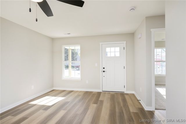 2107 E Market Street, New Albany, IN 47150