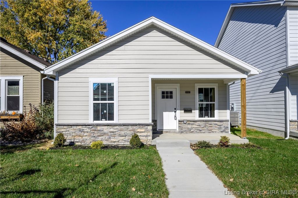 2107 E Market Street, New Albany, IN 47150