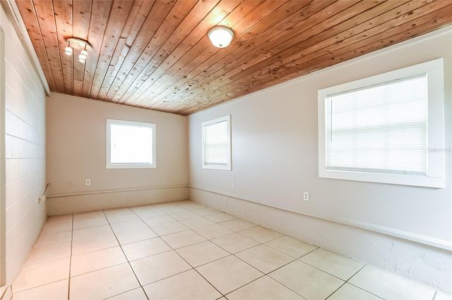 6529 PRECOURT DRIVE, Orlando, FL 32809