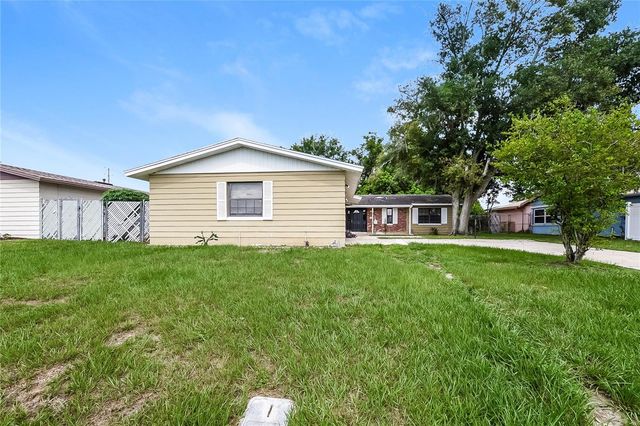 6529 PRECOURT DRIVE, Orlando, FL 32809