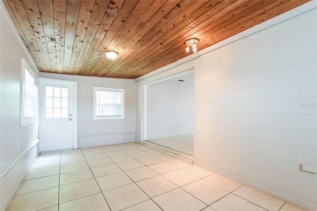 6529 PRECOURT DRIVE, Orlando, FL 32809