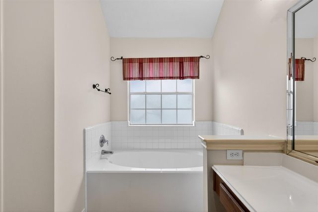 2223 Meadows Boulevard, League City, TX 77573